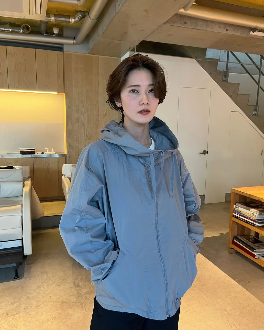 減齡中分短髮推薦8:空氣感極短髮