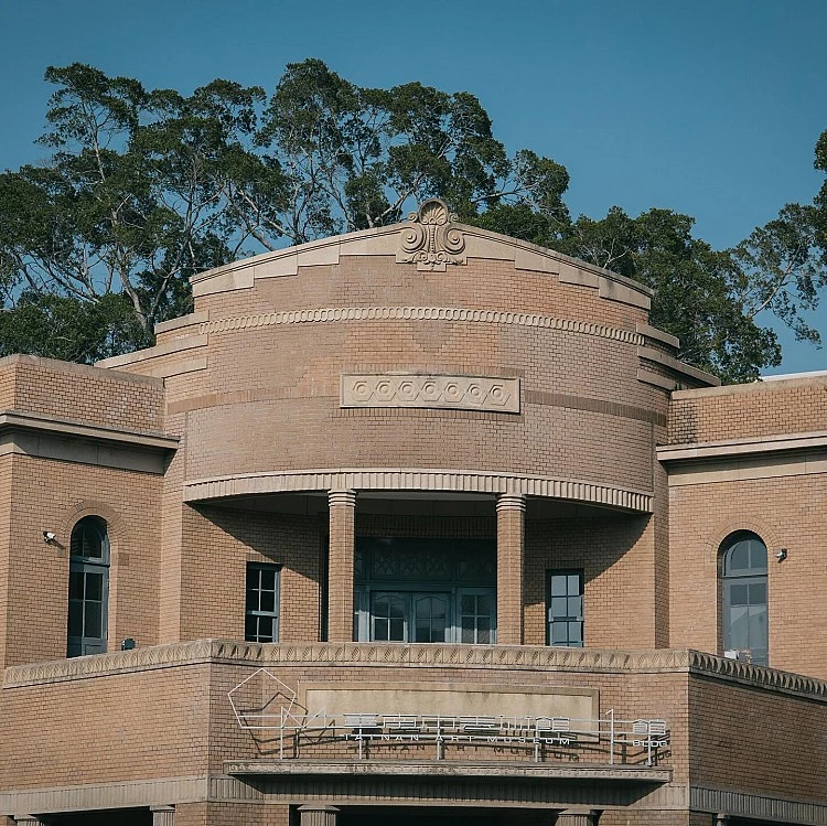 南美館（原1館)｜百年古蹟的當代語彙