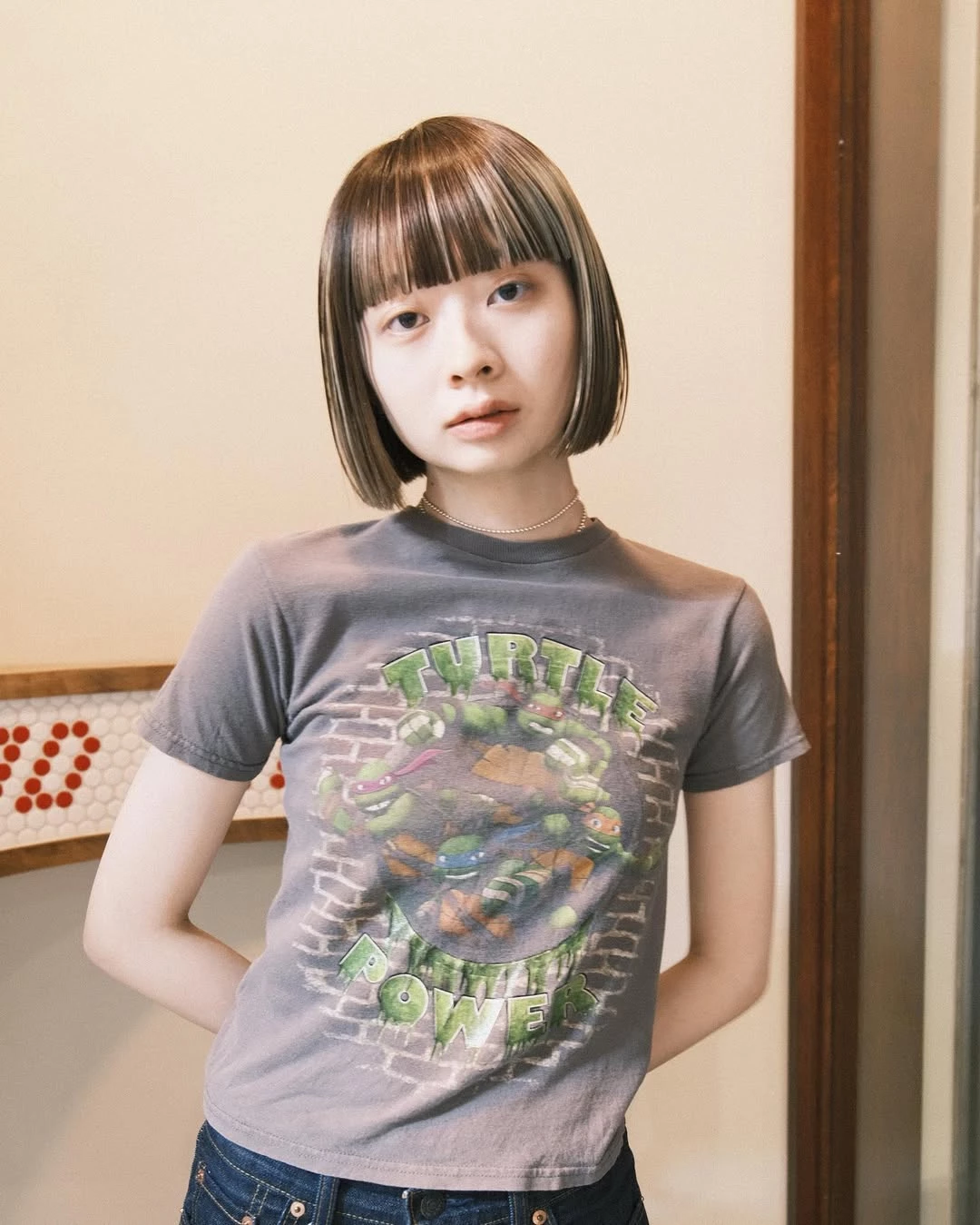 冷棕色髮型推薦18:光線染學生頭