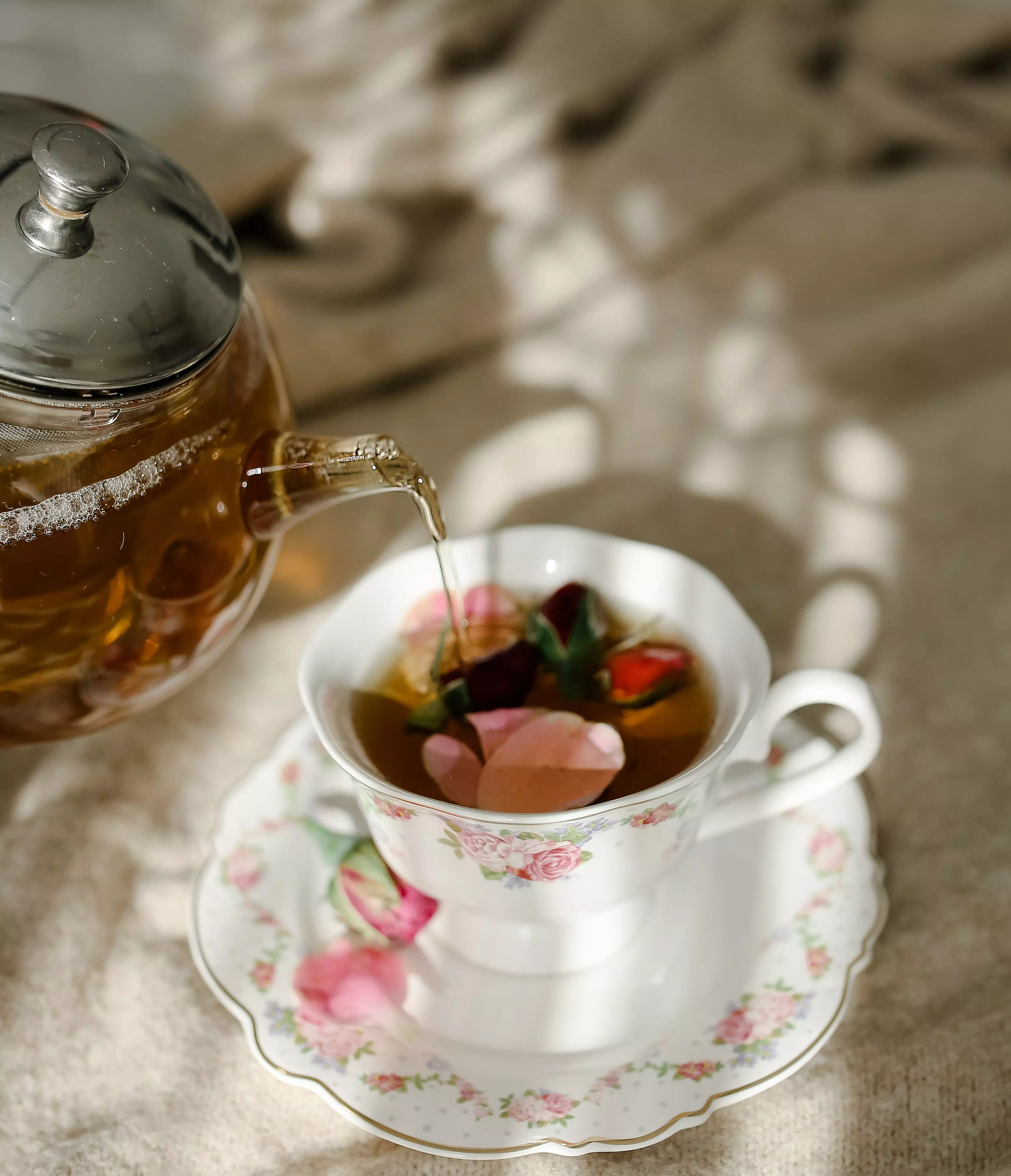 改善胃痛方式3：飯後搭配花草茶飲
