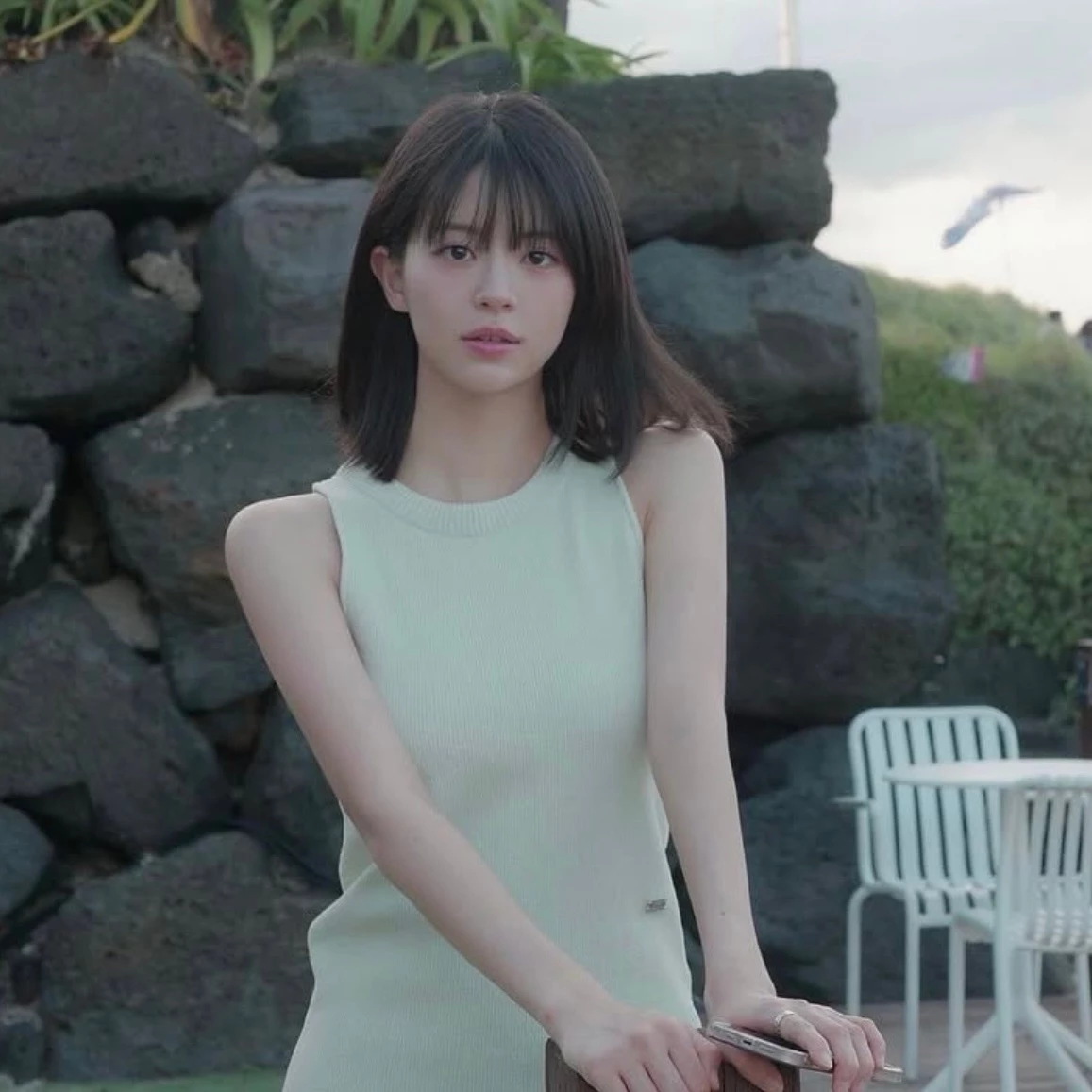 在劇中飾演女主角劉世雅的全昭映，動靜皆宜加上心思細膩，也因為要承接愛情與友情的背叛等多重情緒，一開播便靠著精湛的表現圈粉無數。