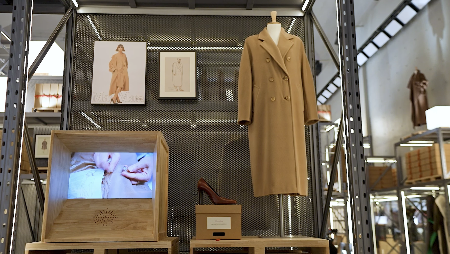 max mara 75週年上海早春大秀+展覽，經典Teddy Bear Coat、三款75週年限量復刻大衣