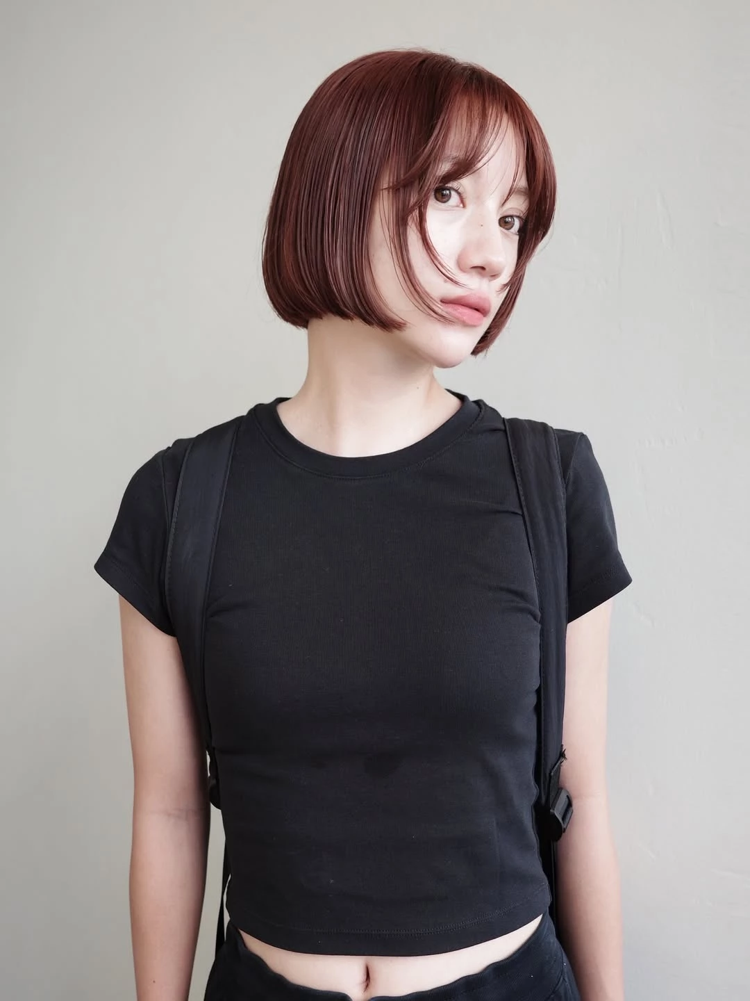 紅色頭髮造型推薦1：輕盈鮑伯