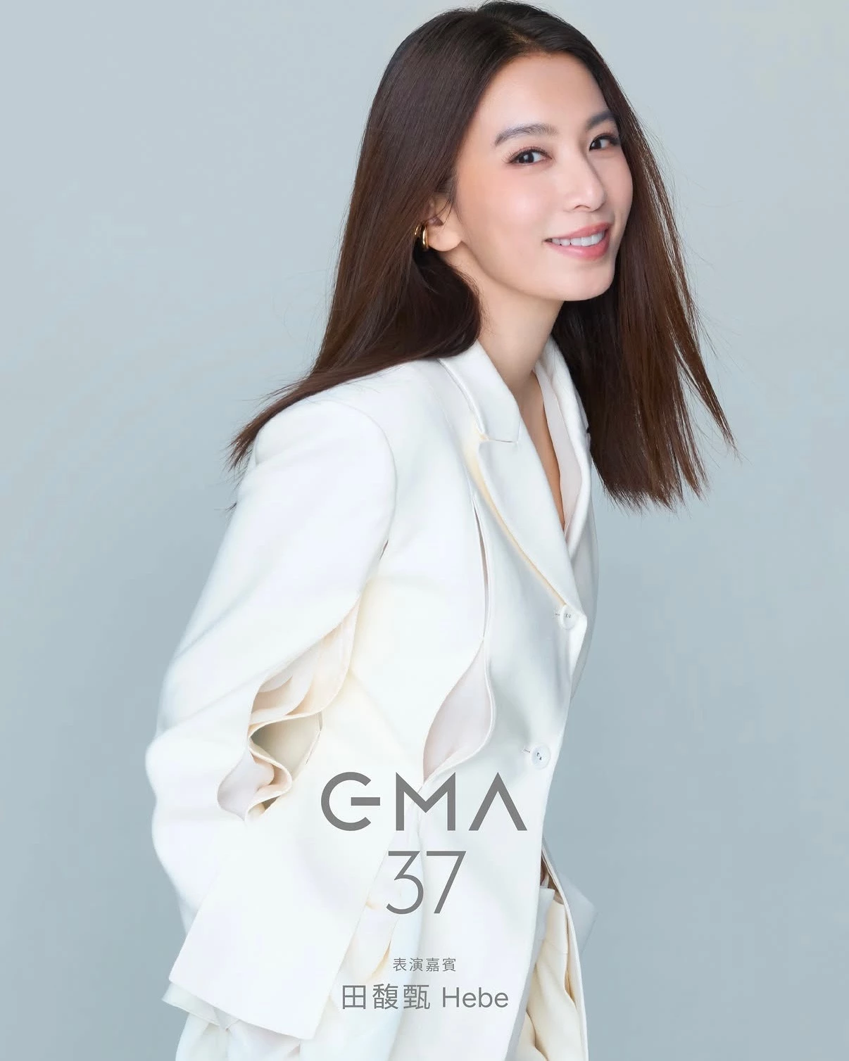 憑藉第五張個人專輯《無人知曉》拿下第 32 屆金曲獎「最佳華語女歌手」獎的天后田馥甄，在去年完成《田調》Live in Life野地小巡演，今年正如火如荼的打造第六張專輯，沒想到還沒等到專輯發行前，先帶給大家一個驚喜：睽違 6 年將再度登上金曲獎舞台獻唱！