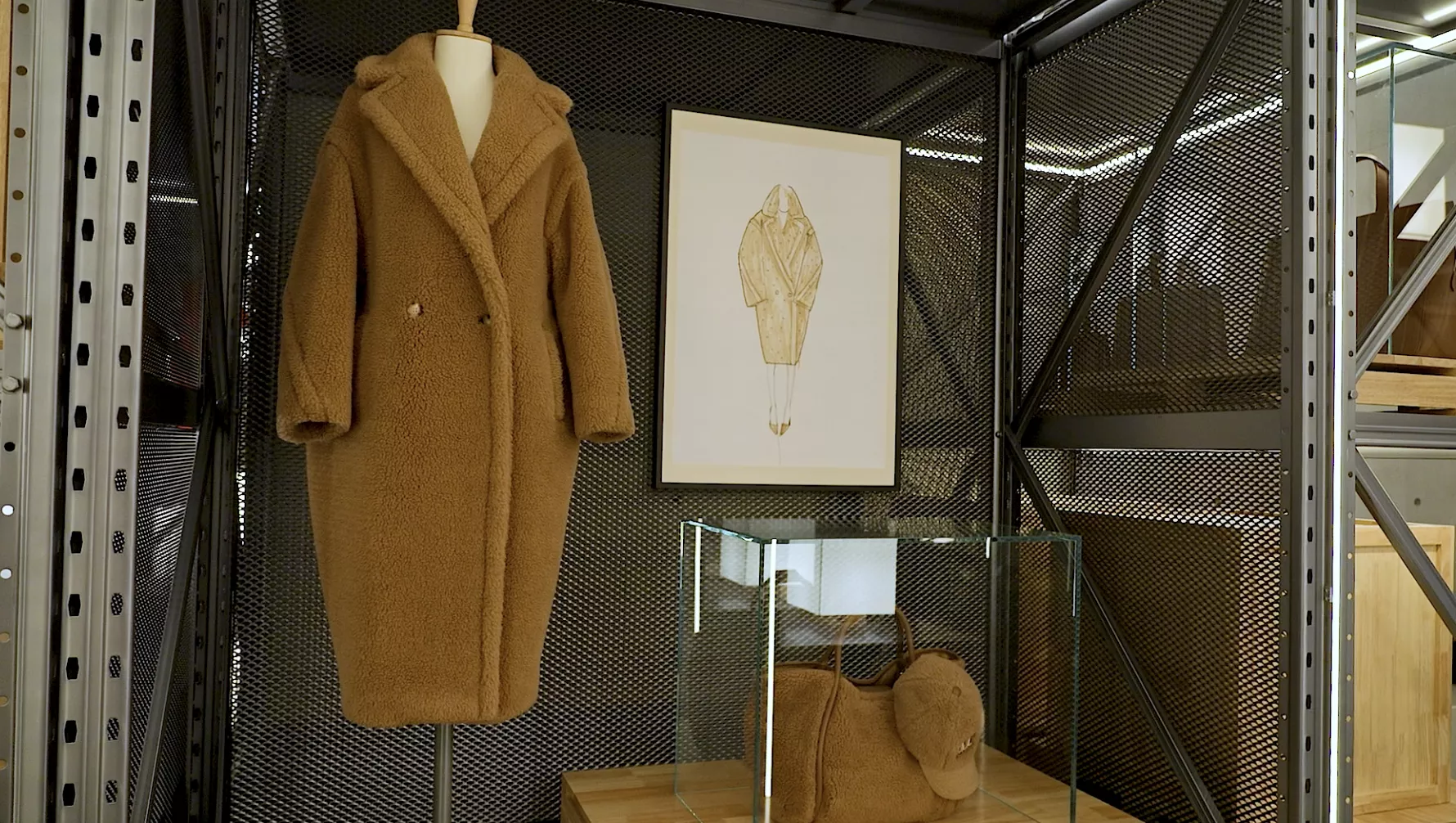max mara 75週年上海早春大秀+展覽，經典Teddy Bear Coat、三款75週年限量復刻大衣