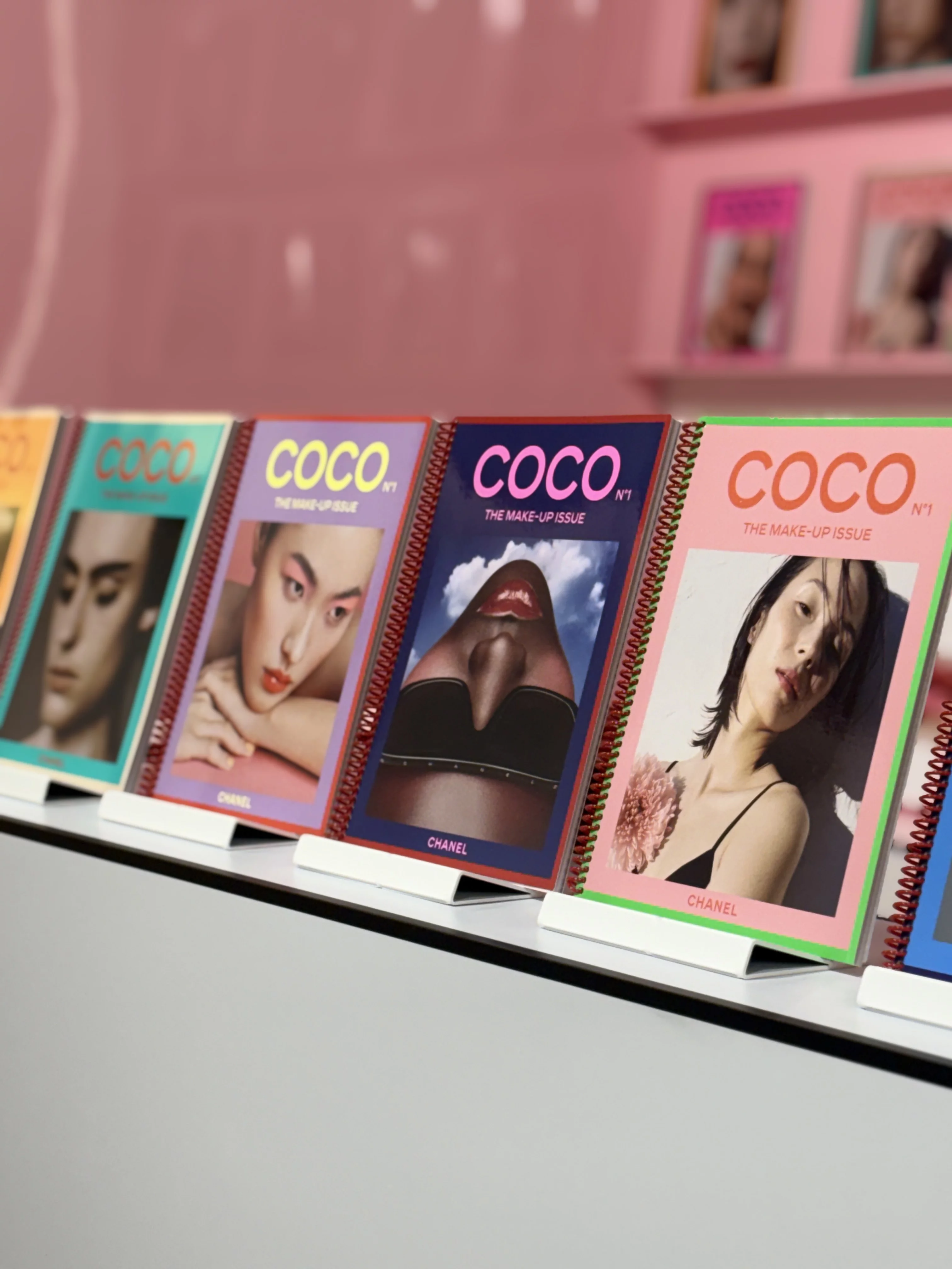 獨家曝光！香奈兒COCO彩妝雜誌