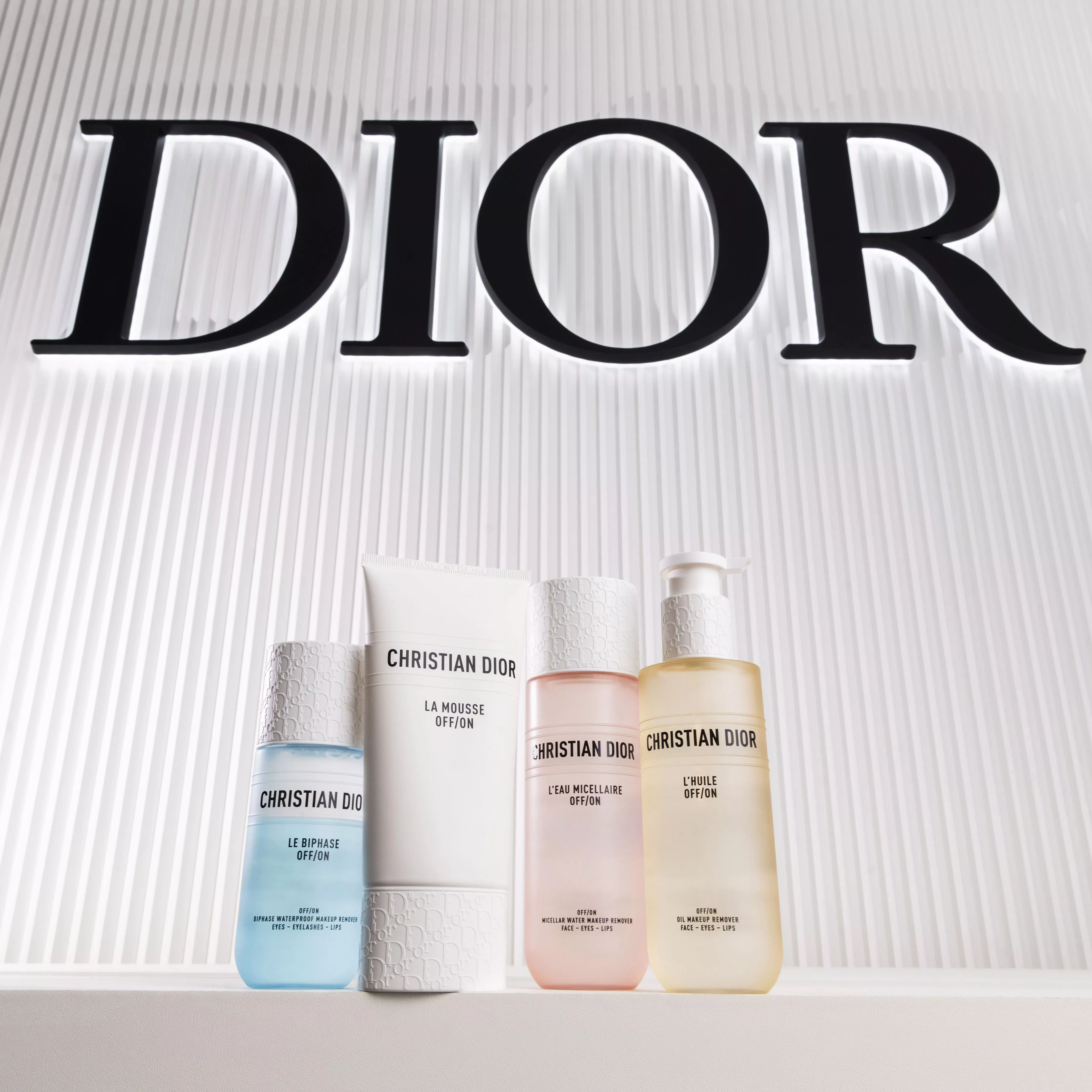 Dior極簡設計煥然一新