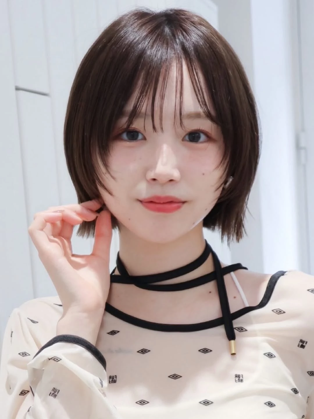 耳下鮑伯短髮推薦1：氣質貓剪