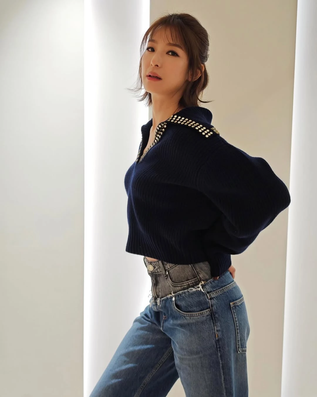 賴雅妍瘦身秘訣5：美背、直角肩靠這四個健身動作