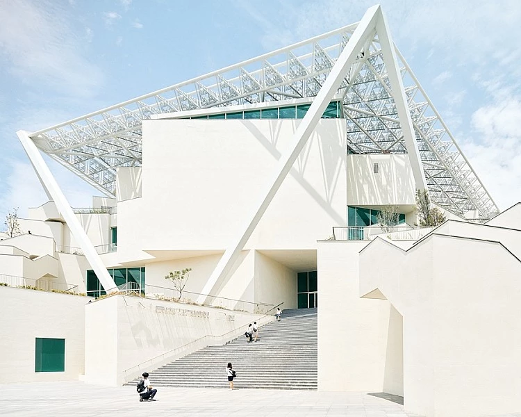 南國美(原2館)｜府城最高規格美術館