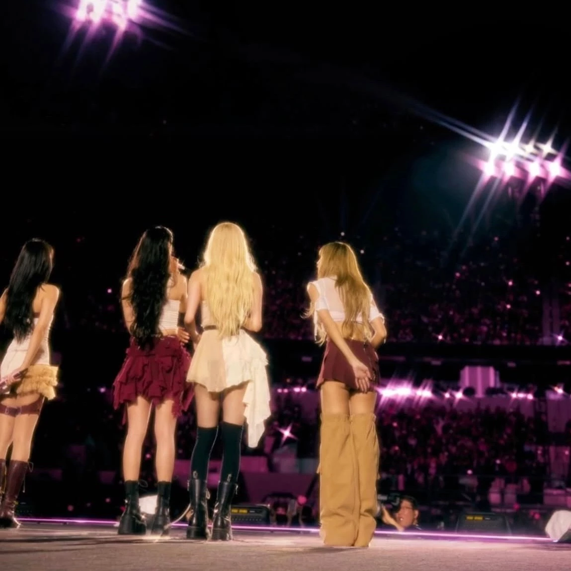 Rosé 正能量語錄 7：「當你花時間投資自己與你的技藝時，你其實是在為未來打基礎。」