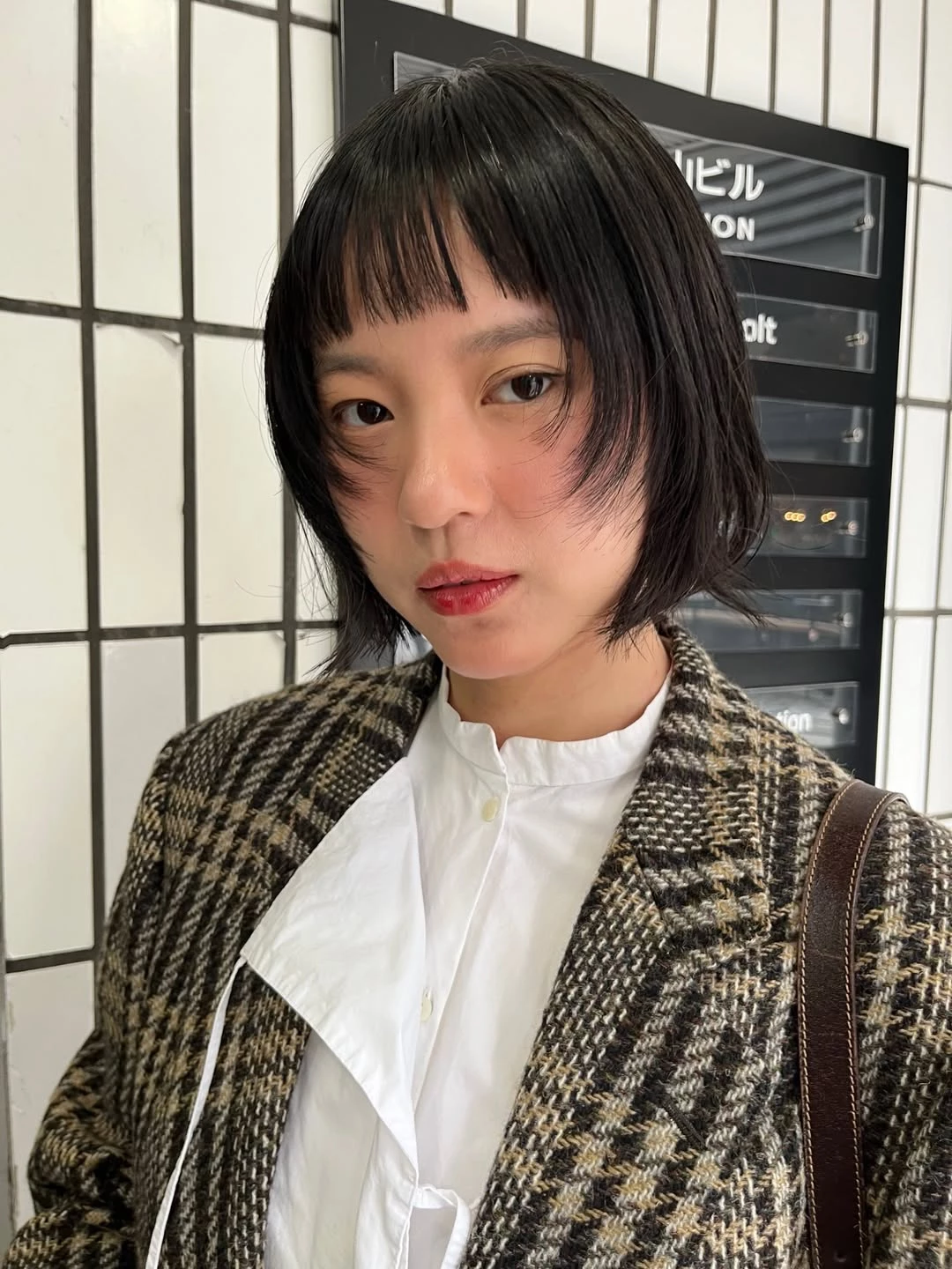 眉上瀏海短髮推薦1：小顏剪鮑伯