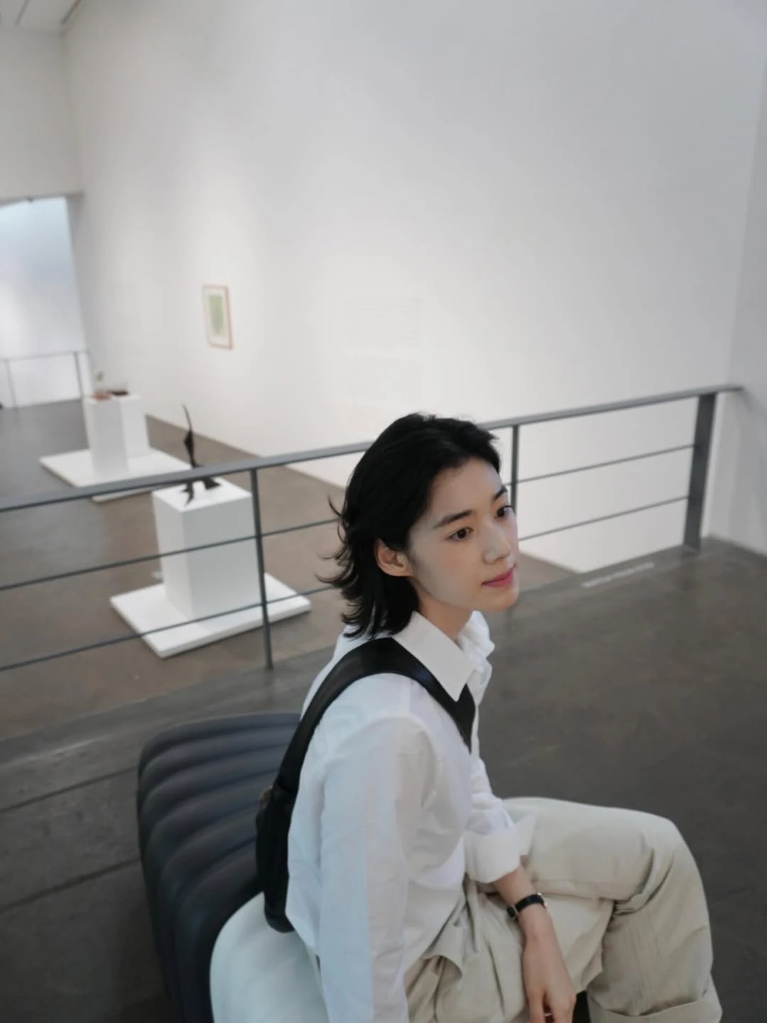 鄭恩彩示範職場短髮造型4：微捲魚尾剪短髮
