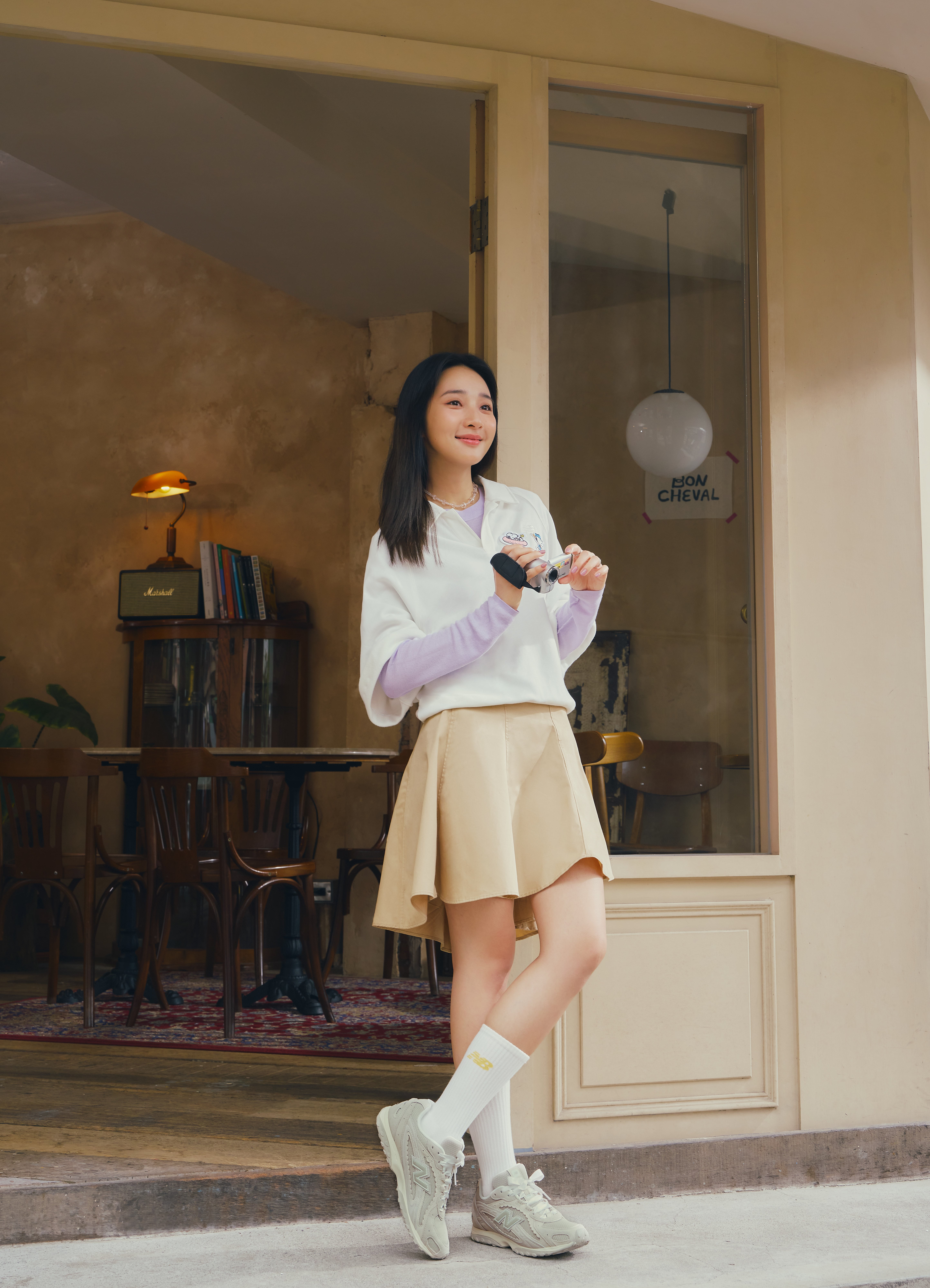 質感女星李沐的出遊神隊友是「它」!全套NB打造滿分OOTD穿上話題神鞋204L與740,前進NB音樂季看瘦子E. SO、高爾宣OSN嗨翻現場!