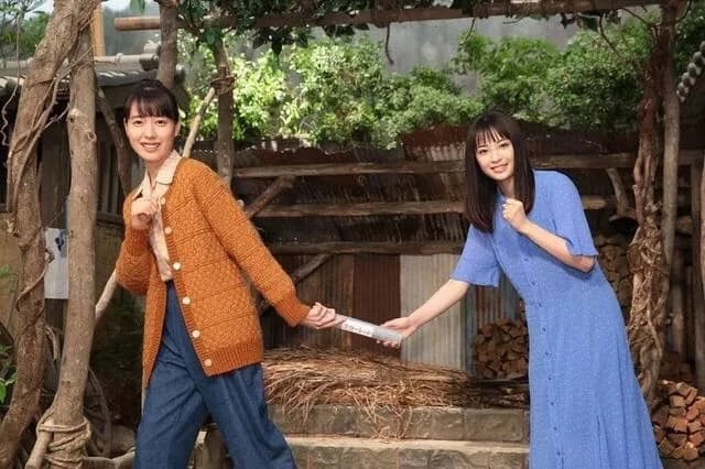 由戶田惠梨香、北村一輝、富田靖子、大島優子等實力派演員主演的《緋紅》，故事以日本信樂燒陶藝世界為背景，描述從貧困家庭出身的川原喜美子，一路突破性別與時代限制，成為陶藝家的成長人生。
