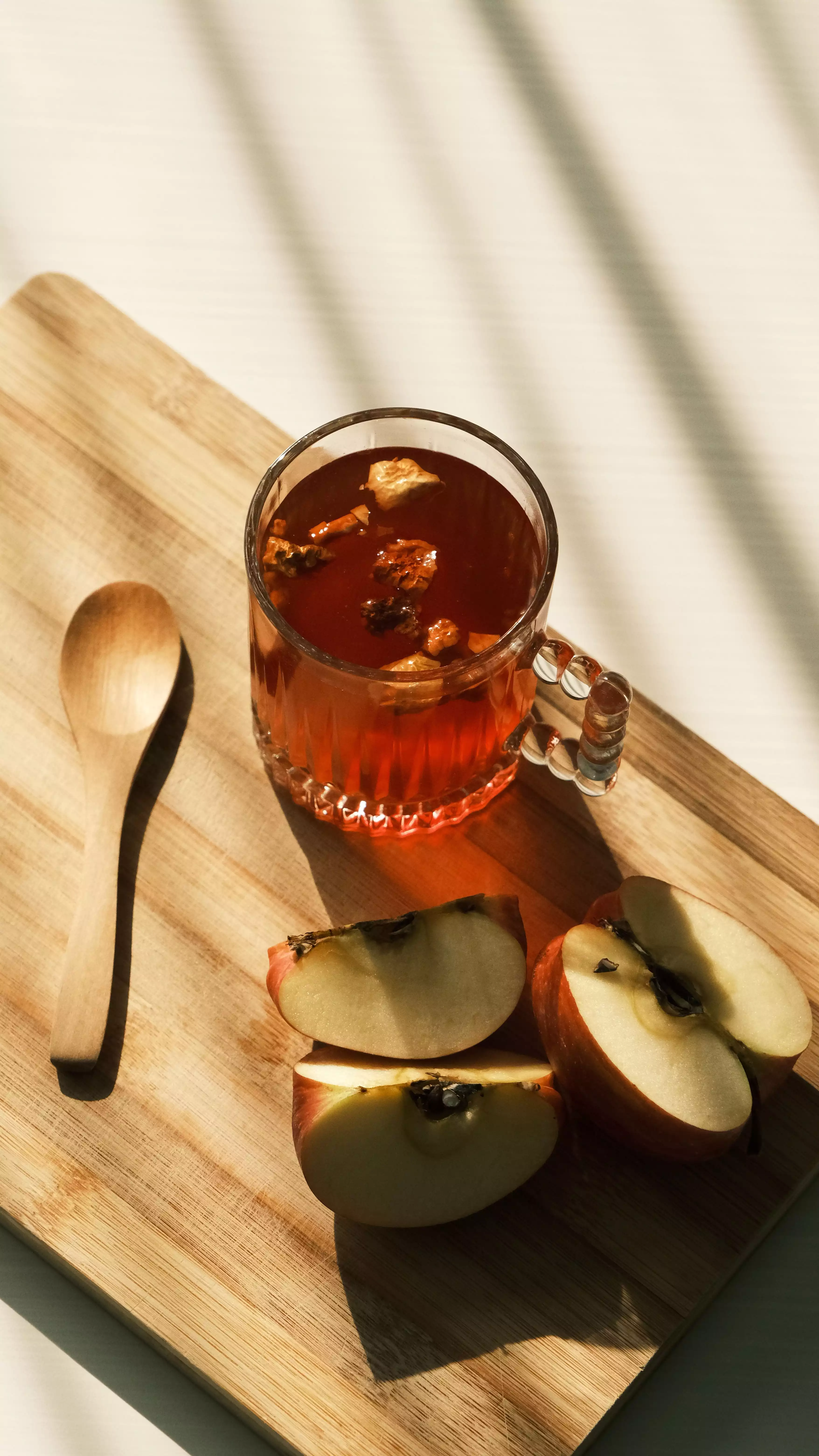 中醫茶飲推薦:蘋果枸杞清心降火茶