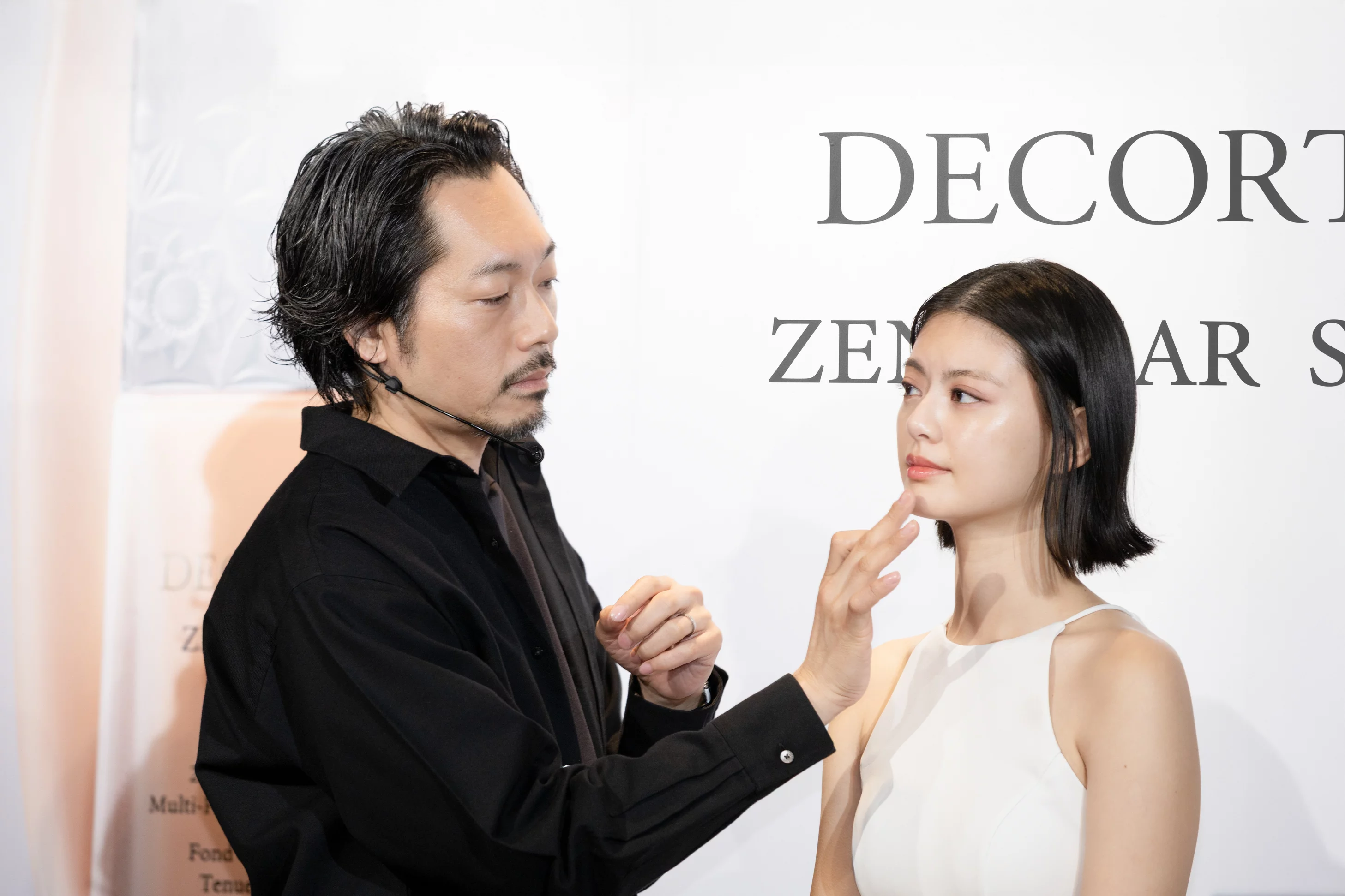 高保濕底妝更適合現在的氣候