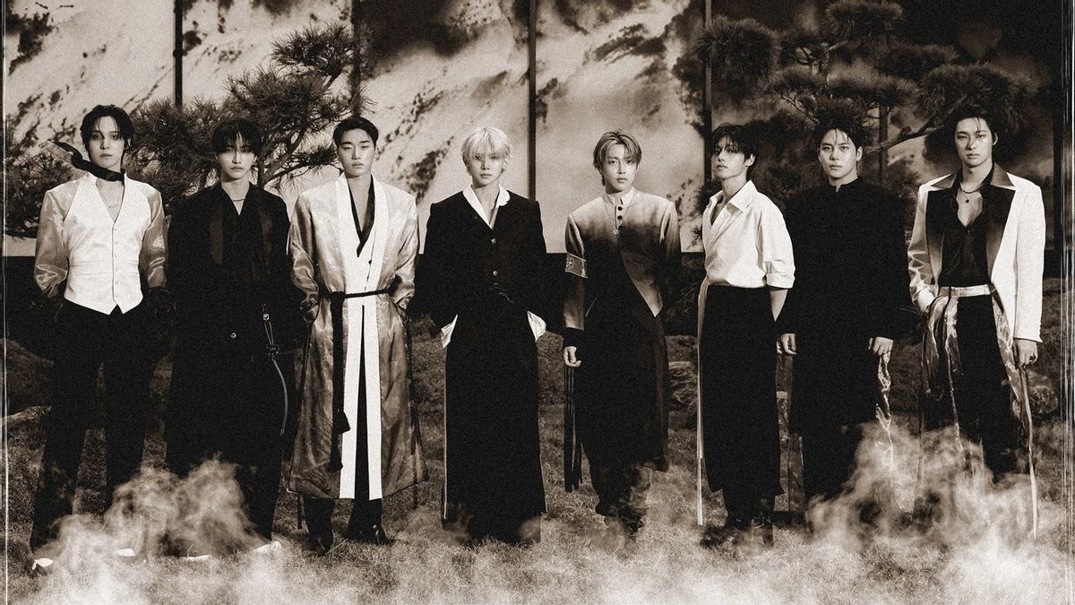KQ 娛樂旗下 8 人男團,ATEEZ 以強烈世界觀敘事與爆發力舞台聞名,是第四代男團中海外成績最亮眼的代表男團之一。成員舞蹈整齊度與現場掌控力備受肯定,並多次登上國際榜單並舉辦世界巡演。2 月將發行第 13 張迷你專輯《Golden Hour: Part.4》,延續「Golden Hour」系列核心概念,圍繞青春最耀眼時刻與成長抉擇展開。