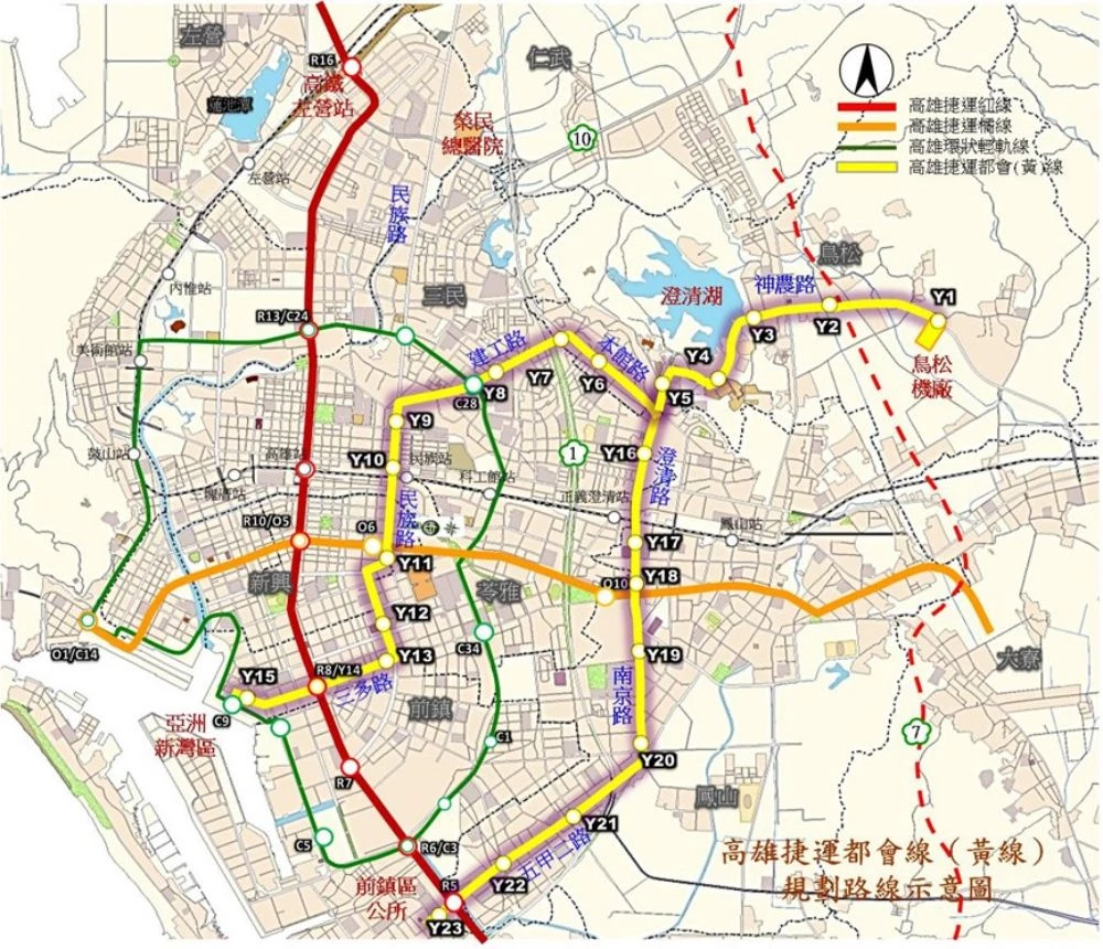 澄清湖體育園區另一個亮點,是串聯一旁的捷運黃線 Y4 長庚醫院站,結合澄清湖景觀資源與棒球場優勢,並規劃捷運黃線立體連通道,打造兼具運動、生活與休閒的樂齡體育生活場域。未來完工後,將強化東高雄鳥松與鳳山之間的活力,而全台最大 LaLaport 鳳山店也將於今年開幕,將大幅提升東高雄的消費力、就業機會與居住潛力,帶動區域全面升級。