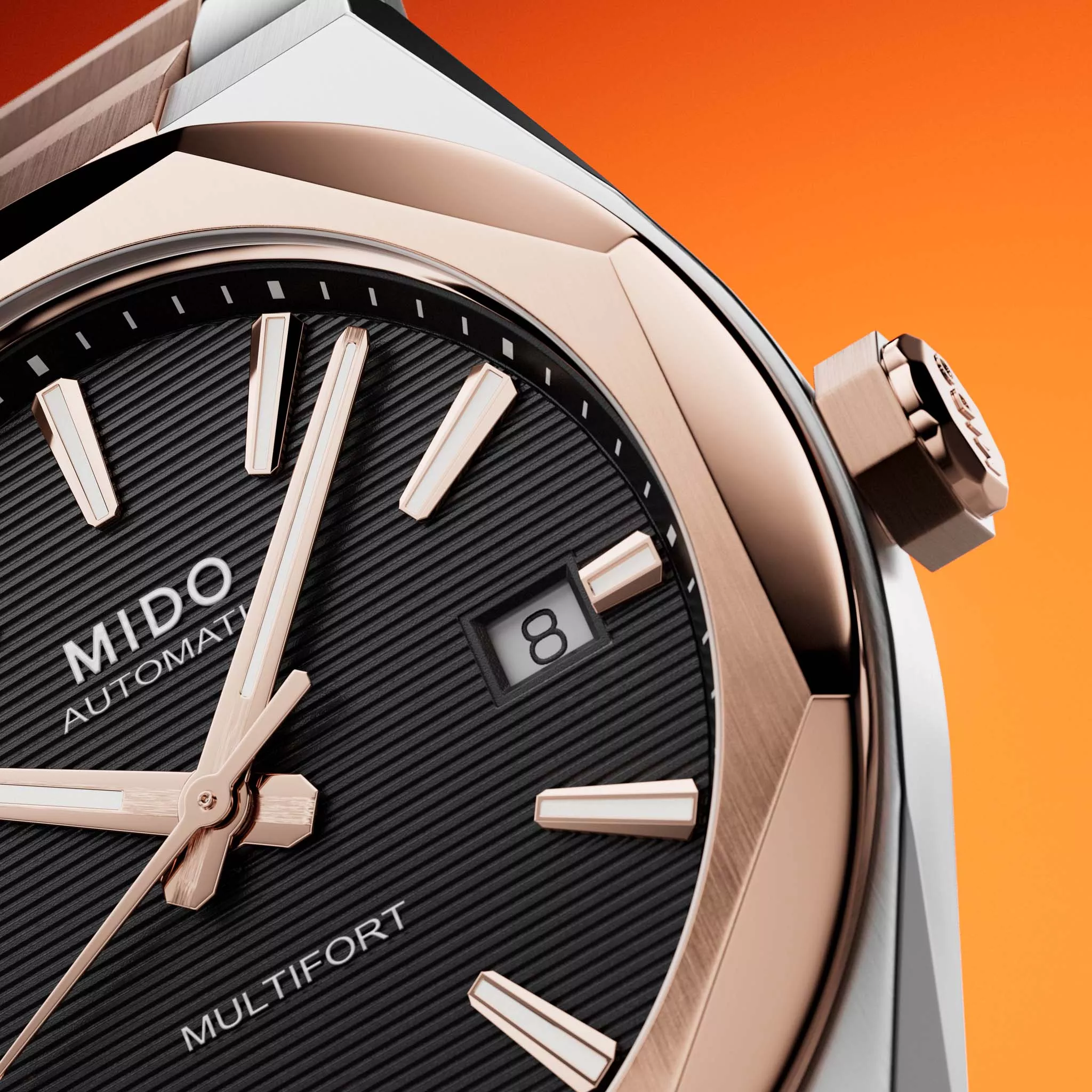 在外型之外,Multifort 8 One Crown 的機械規格也具備一定水準。腕錶搭載 MIDO Caliber 80 自動上鍊機芯,最長可提供約80小時動力儲存。對日常佩戴者來說,即使週末沒有戴錶,也不必擔心停走問題。機芯同時搭載 Nivachron 抗磁游絲,能有效提升抗磁與抗震能力,在現代生活中更具實用性。錶盤三點鐘位置設有日期顯示窗,搭配防眩藍寶石水晶鏡面,讀時清晰。時標與指針塗覆 Super-LumiNova 夜光塗料,在低光環境下仍能保持良好辨識度。透明底蓋則讓佩戴者可以欣賞機芯運作與日內瓦波紋裝飾,對喜歡機械錶的人來說,這也是一個充滿樂趣的細節。