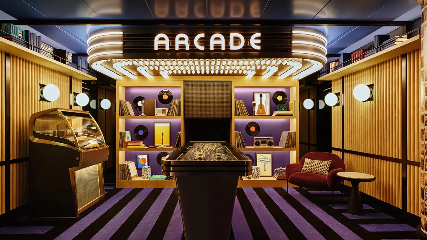 Chase Sapphire Lounge