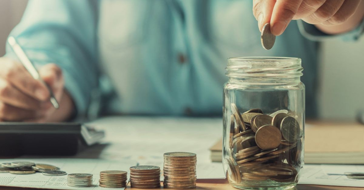 不必做到65歲，就財富自由退休？越早開始做這3件事，越有機會