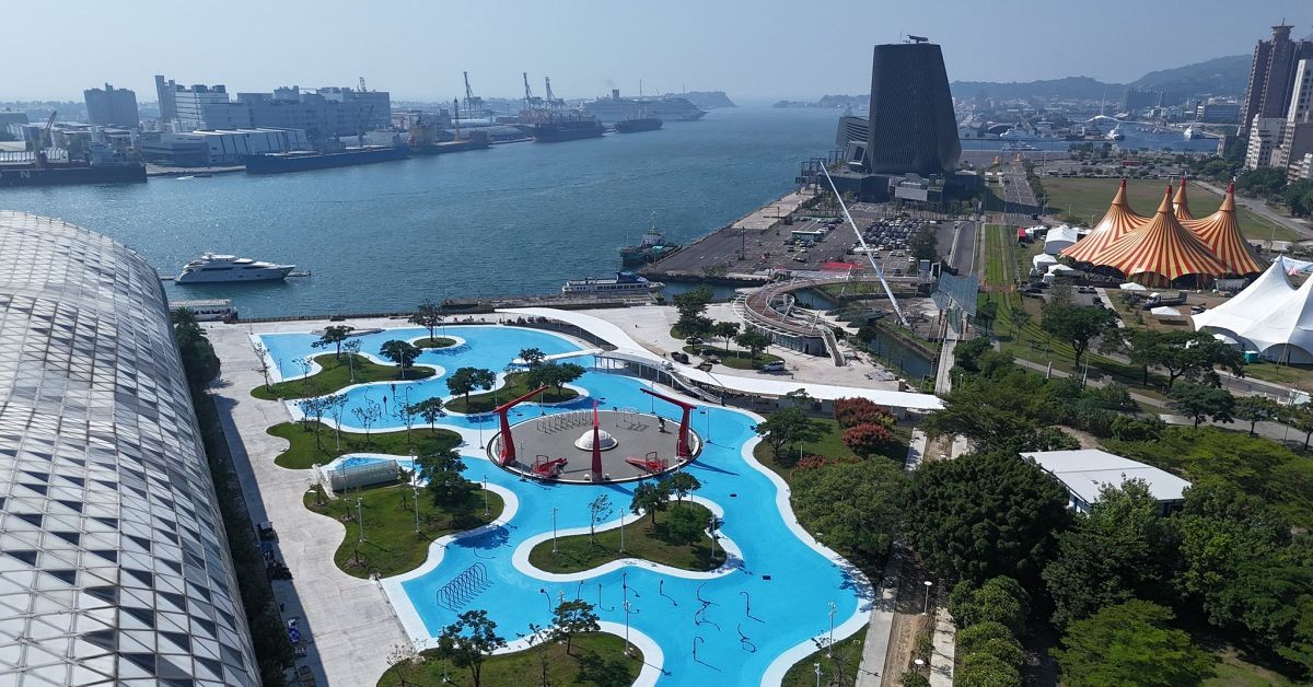 高雄最大水上樂園「星光水岸公園」搶先登場！開幕時間、地點一次看