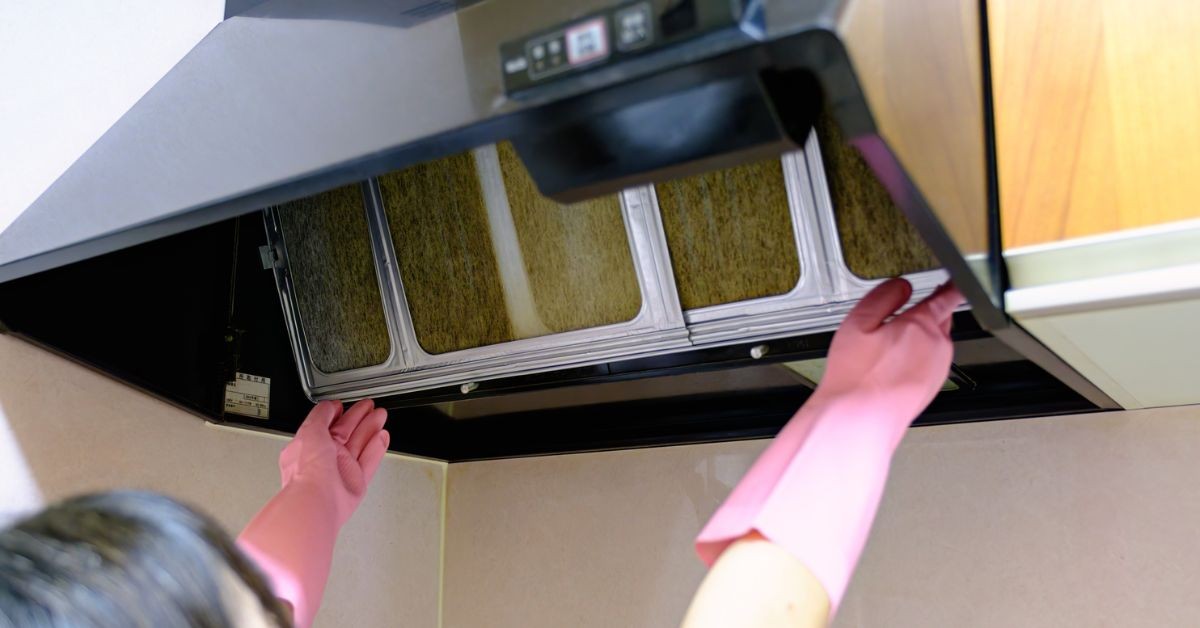 抽油煙機多久洗一次？怎麼洗？清洗DIY步驟詳解一次看！加碼7大日常保養延長壽命