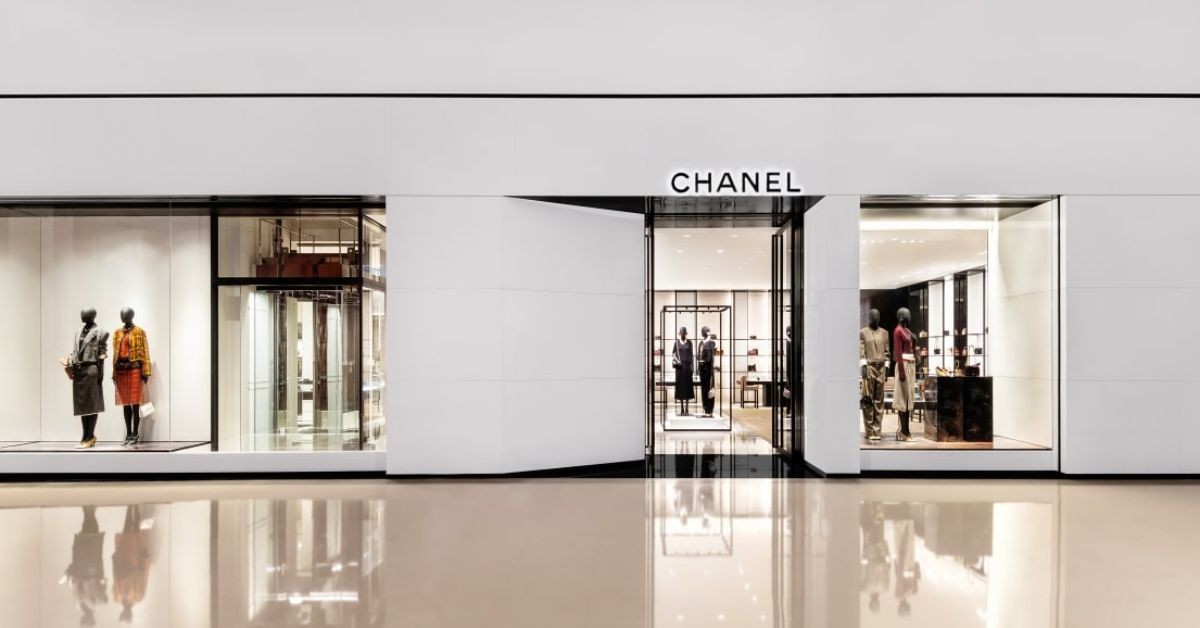 改寫時尚秩序！Chanel新藝術總監首秀系列為何瞬間賣光？｜時髦經濟