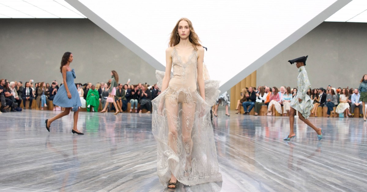 Dior迎來新世代！5大亮點解析，創意總監致敬經典、保留自我