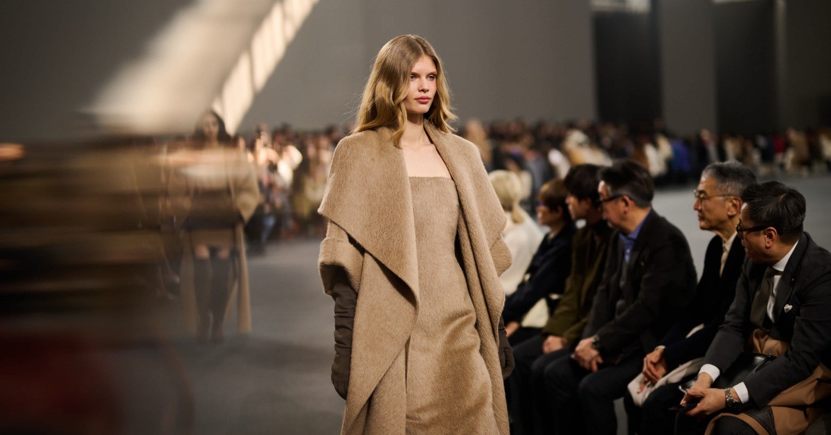 Max Mara經典大衣再變奏！2026秋冬大秀義大利中世紀女力代表成靈感