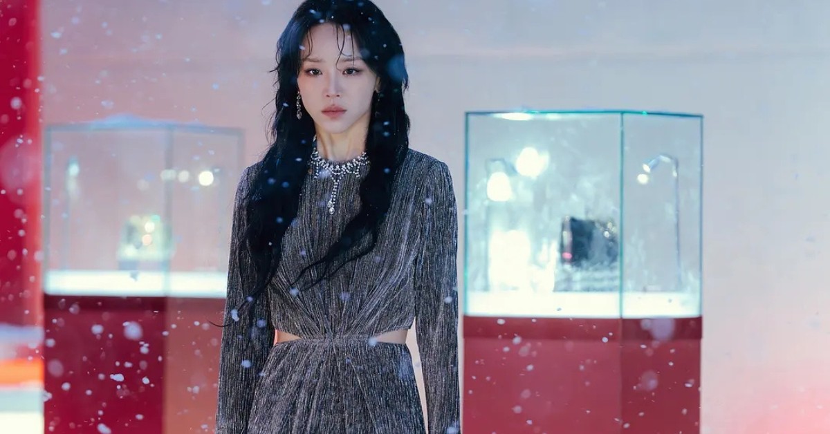 申惠善驚人身材靠「輕斷食」！揭秘女神保養 4 招：卸妝多一步驟按出「直角肩」