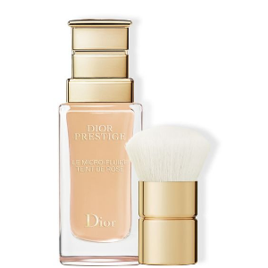 乾性肌必收底妝！Dior全新再生花蜜粉底，前後比對肌膚亮三階簡直換了一張臉