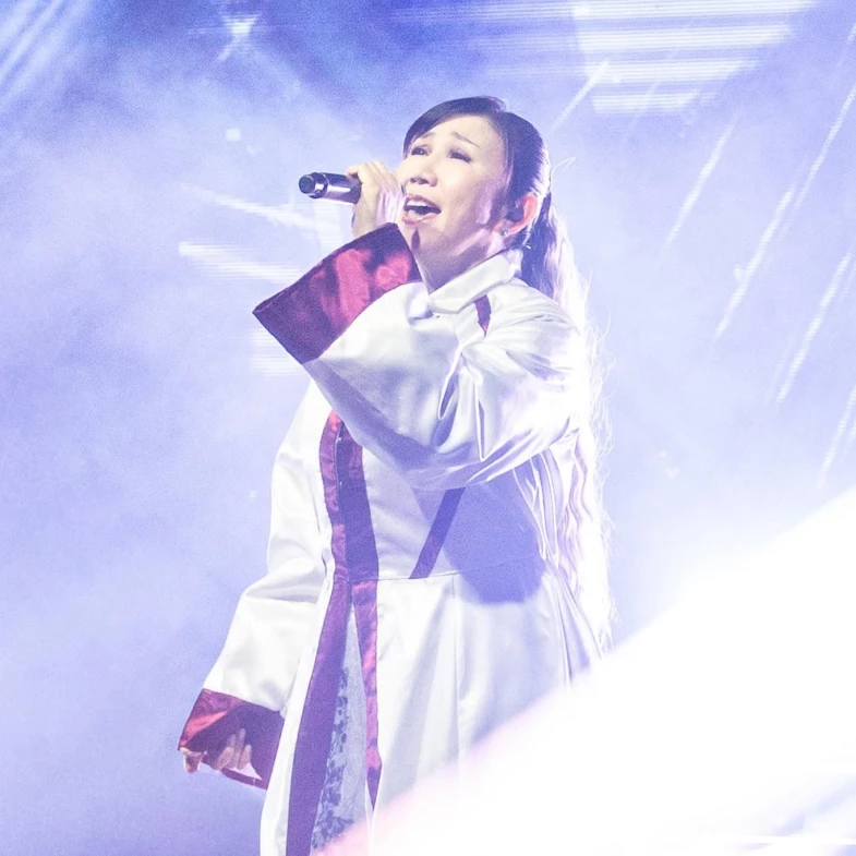《新世紀福音戰士》神曲再奪冠！高橋洋子10月重返台北開唱，攜手台灣設計師打造聯名企劃