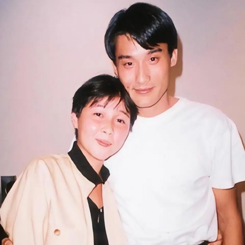 有一種愛情叫做梁家輝、江嘉年！結婚38年零緋聞：「謝謝她的好激發了我的好」