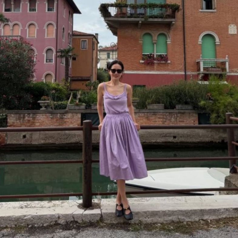 孫藝珍私服穿搭Loewe鞋超吸睛！精品瑪莉珍鞋6款推薦