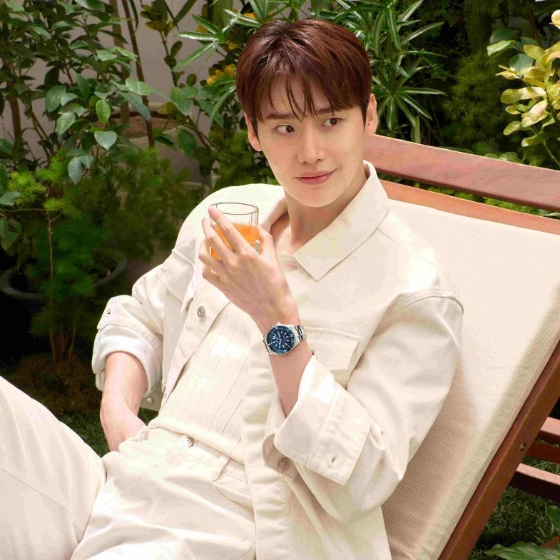 李鐘碩同款竟然3萬有找？這款瑞士潛水錶百搭又好入手