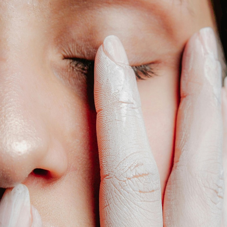 皮膚科醫師揭5大抗老觀念！外泌體迷思、敏感肌抗老成分一次搞懂