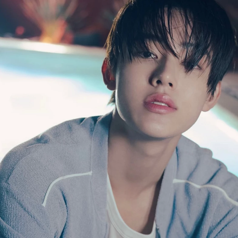 CORTIS嚴成玹人氣登頂！票選擊敗BTS Jimin五年冠軍紀錄