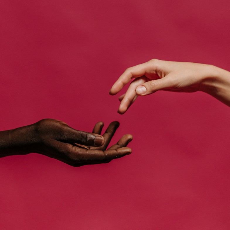 伴侶首選「安全型依附」！情緒穩定、不亂吃醋，6大特點篩選好對象