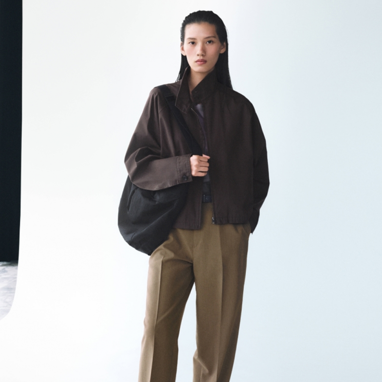 Uniqlo可收納肩背包新登場，Hermès前設計師打造，800入手
