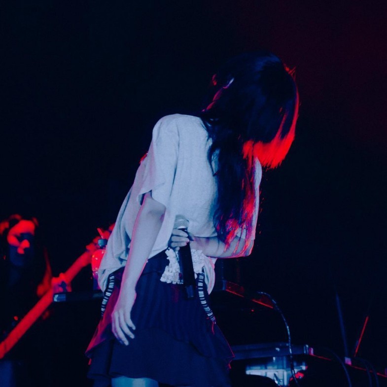 日本新生代歌姬美波生日來台！飆唱「破億神曲」5千粉祝壽感動落淚