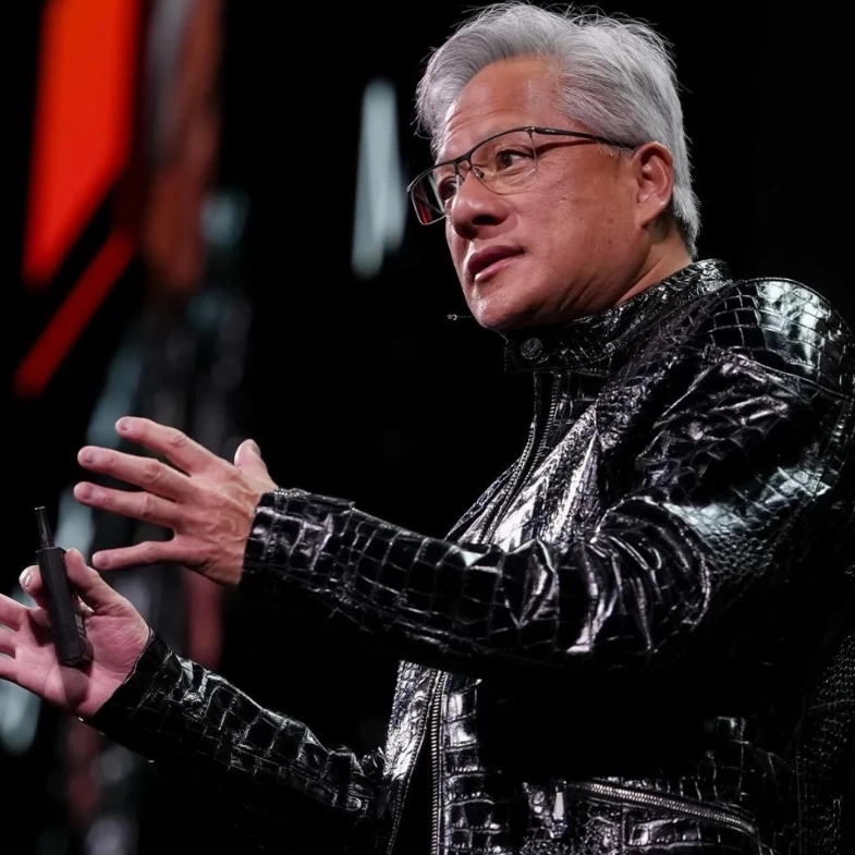 黃仁勳自曝管理員工像「台灣家長」：沒有一天不批評，永遠覺得不夠好