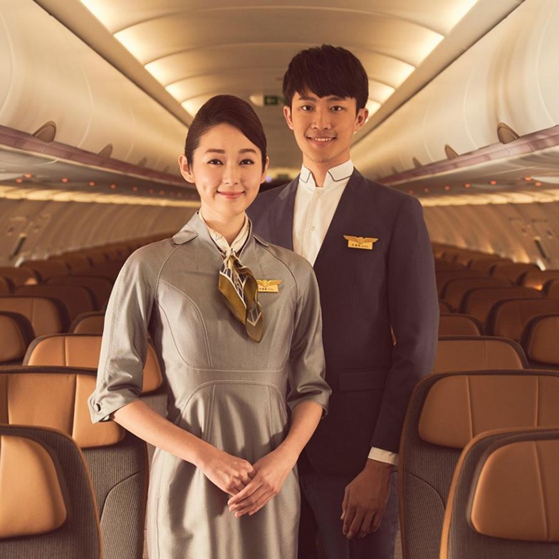 【旅遊經濟】2025上半年星宇營收突破219億漲幅34%，張國煒7點打破傳統航空佈局