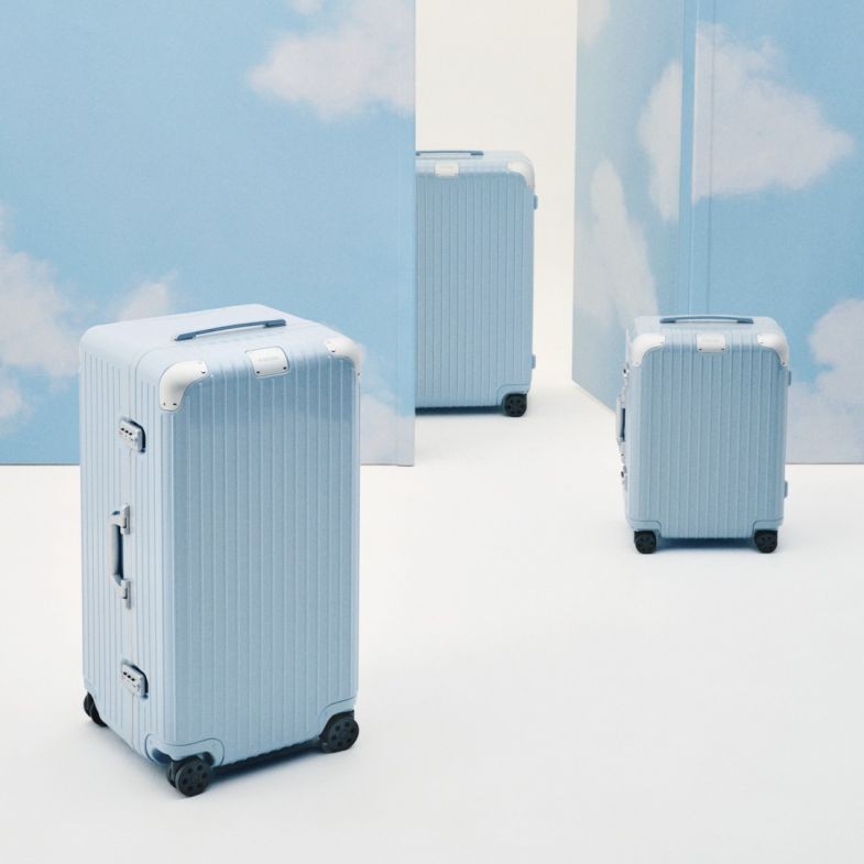 Rimowa行李箱全新「天空藍色」引熱議！加入「這材質」更耐用