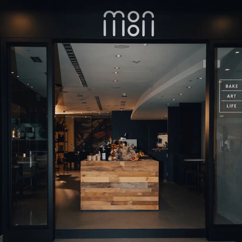 東區早午餐又多一間！排隊麵包店Moon Baking進駐微風，限定菜單只有這有