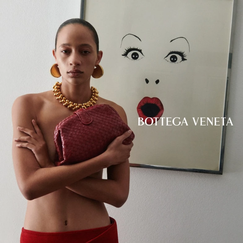 小包控先收藏！Bottega Veneta 全新 Baby Campana、Baby Barbara 登場
