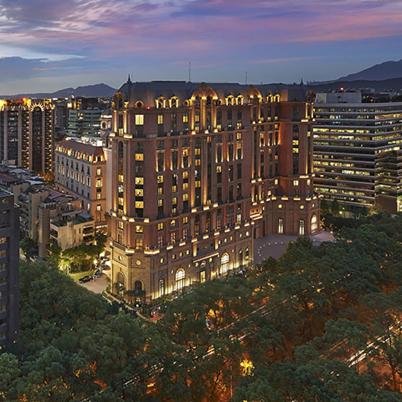 2026台北飯店外帶年菜推薦10間：文華東方破萬元「佛跳牆」場面十足，晶華「年夜飯組」小家庭最適合