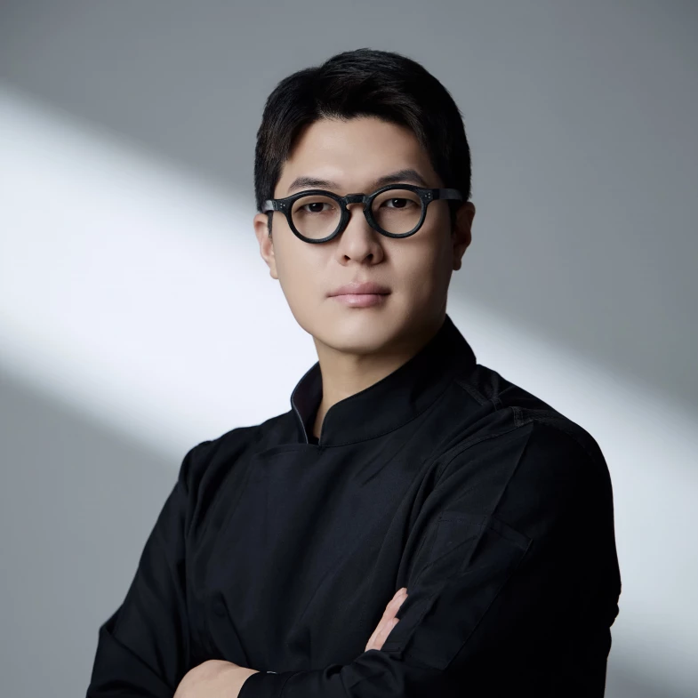 《黑白大廚》爆紅主廚來台！韓國「小菜之王」MAMALEE快閃台北，千元有找就能吃到