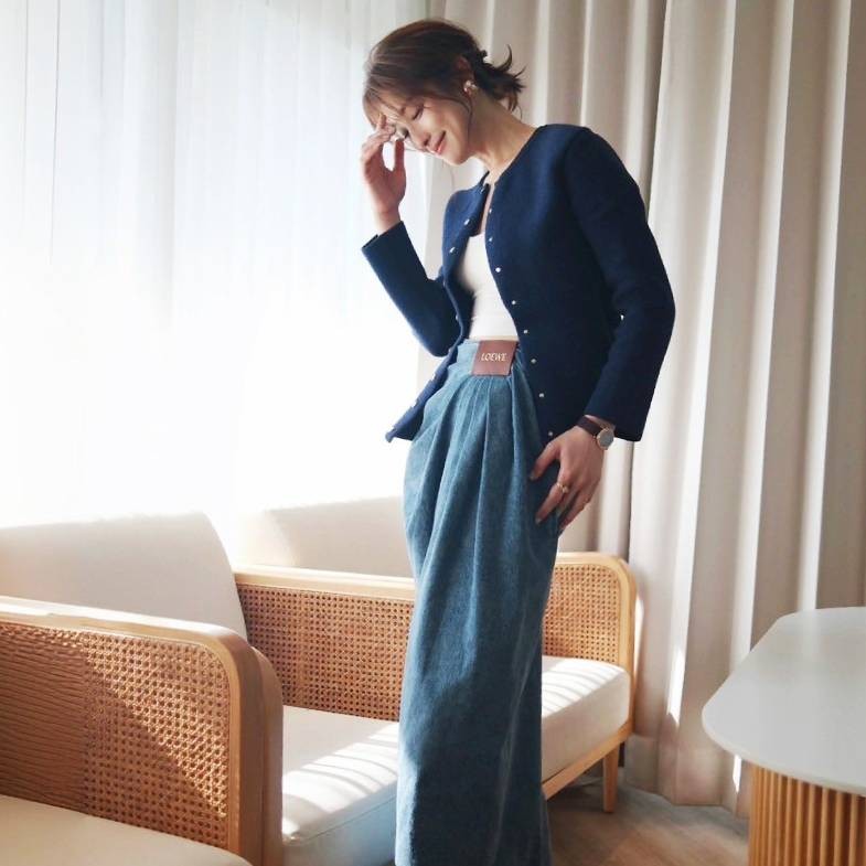 賴雅妍47歲減齡穿搭4招公開：俐落西裝、「這單品」絕不踩雷